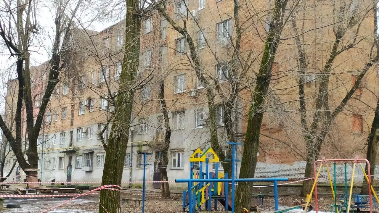 В Ростове-на-Дону началась экспертиза обрушившегося здания на Нариманова