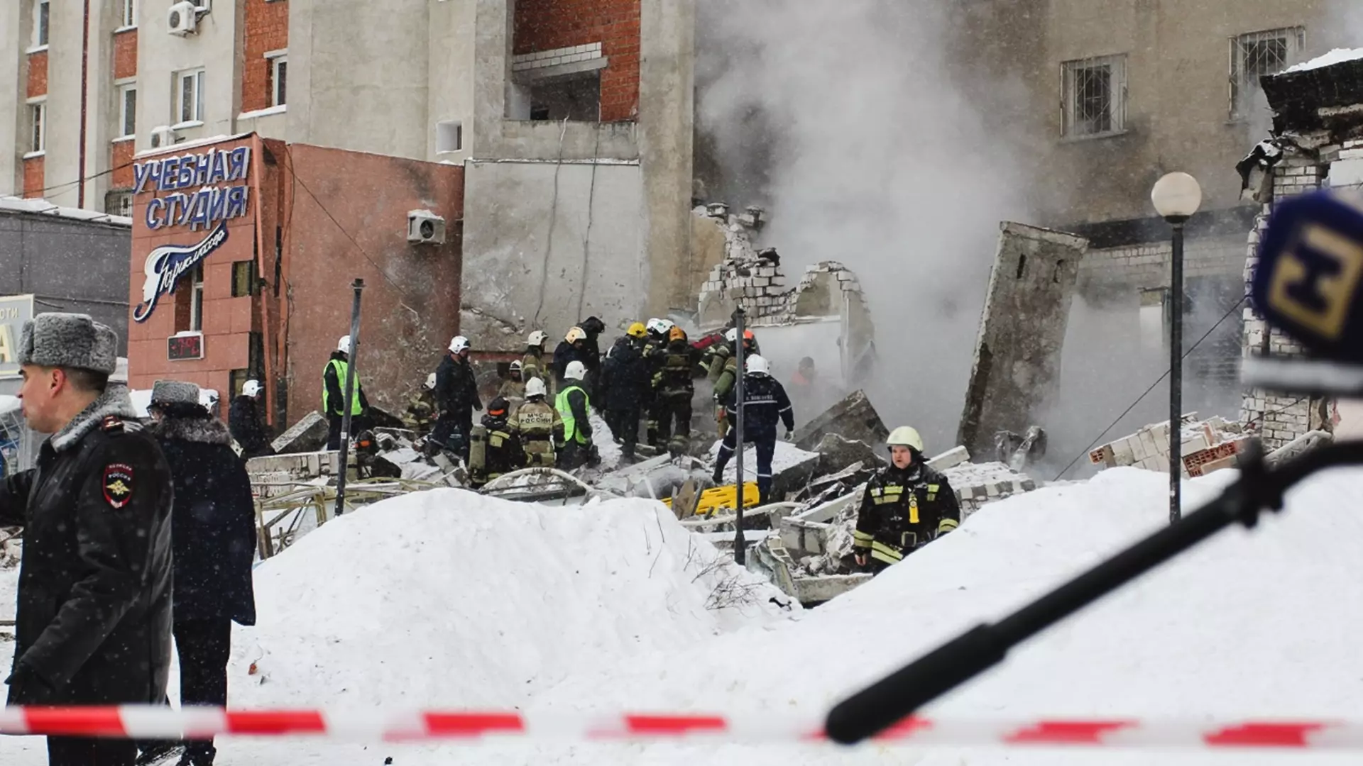 Взрыв бытового газа и пожар произошли в новостройке в Новочеркасске