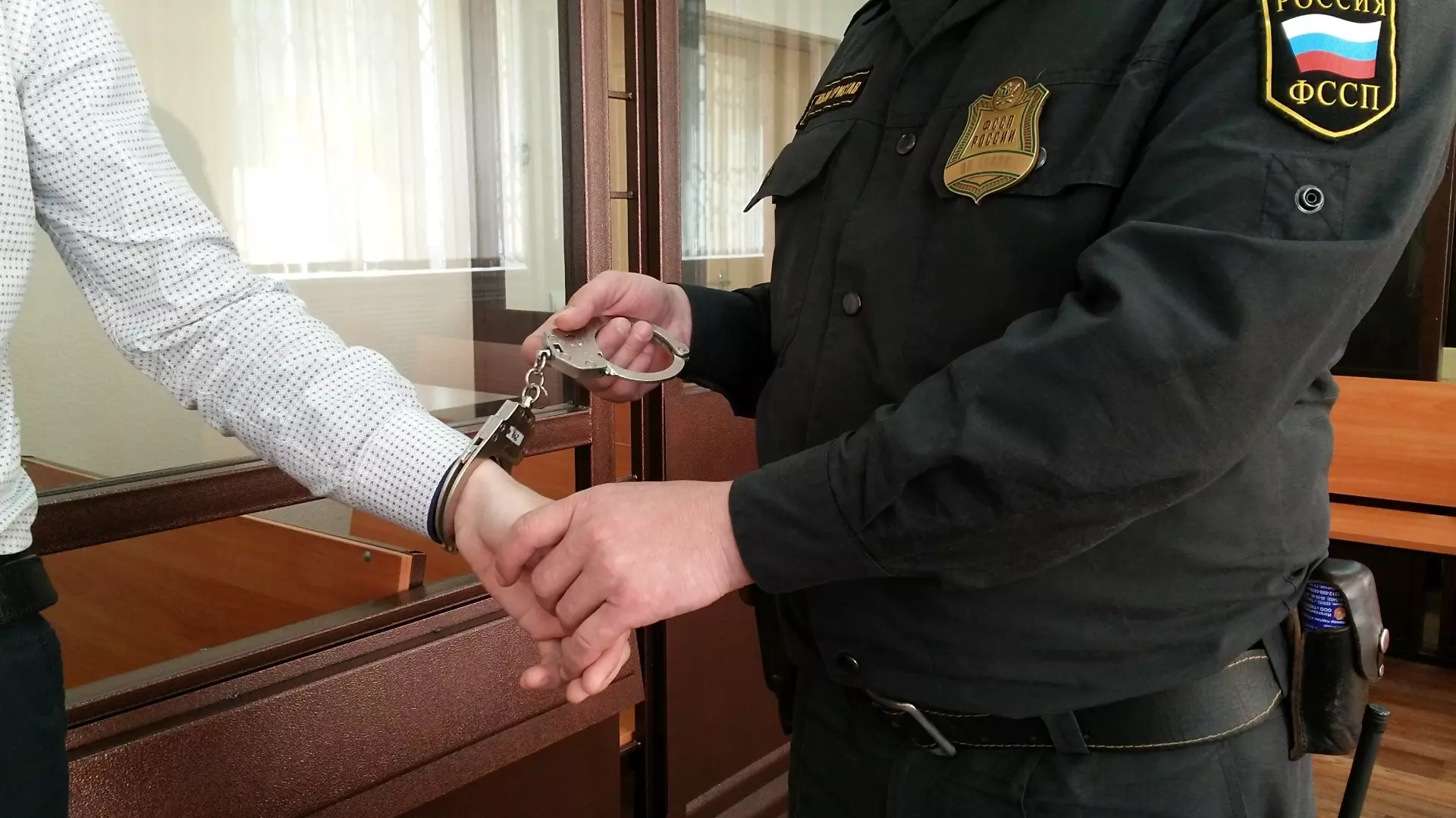 Экс-директора ростовских шахт, принадлежащих Ахметову, арестовали в Москве