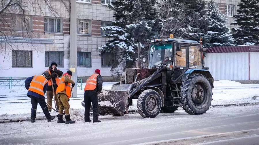 Климатолог Александр Иошпа также прогнозировал снег в Ростовской области в конце октября из-за холодного фронта. Однако, по его словам, он, скорее всего, быстро растает.