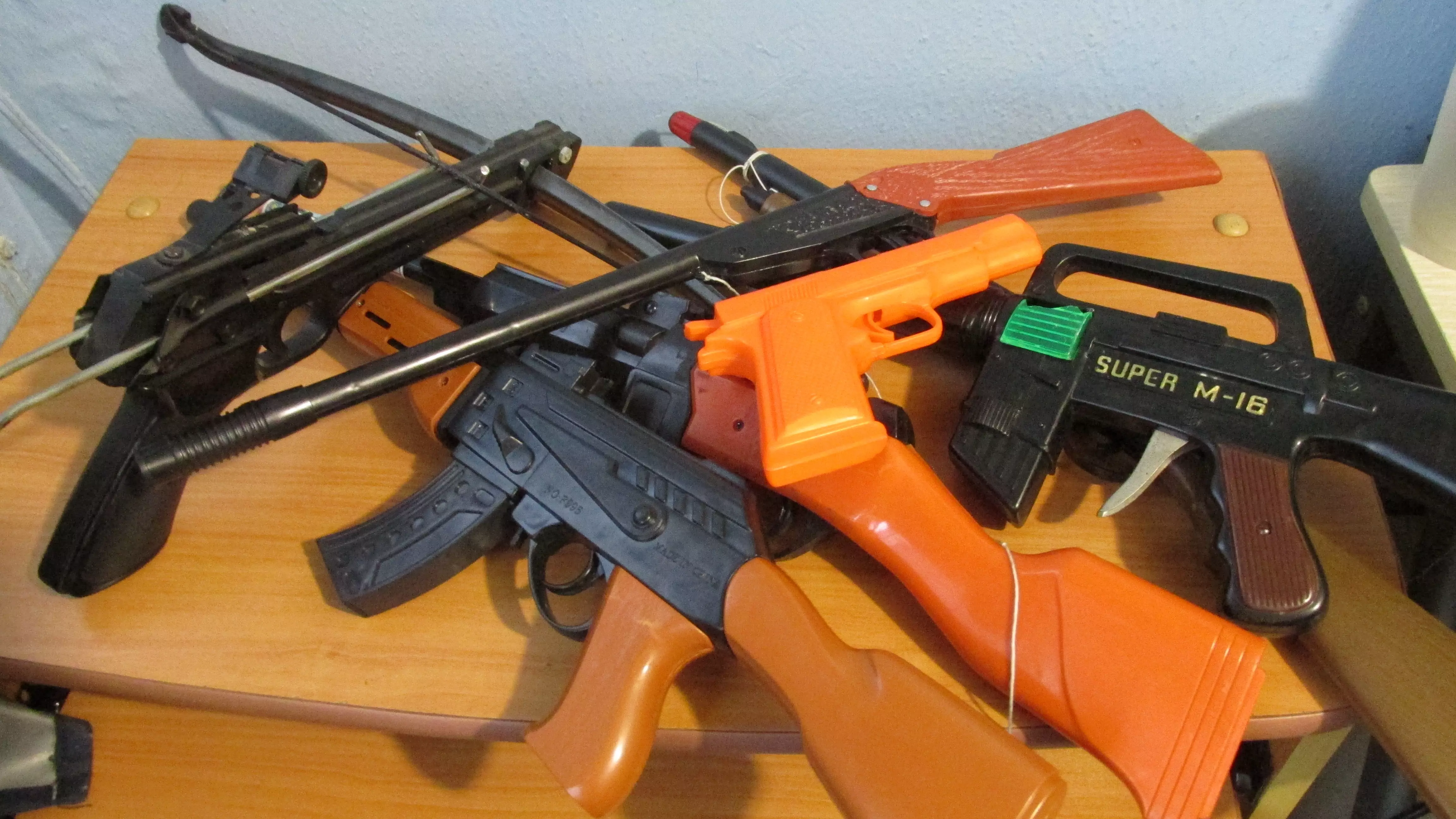 Наркоман из Ростова грабил аптеки на Кубани с игрушечным пистолетом
