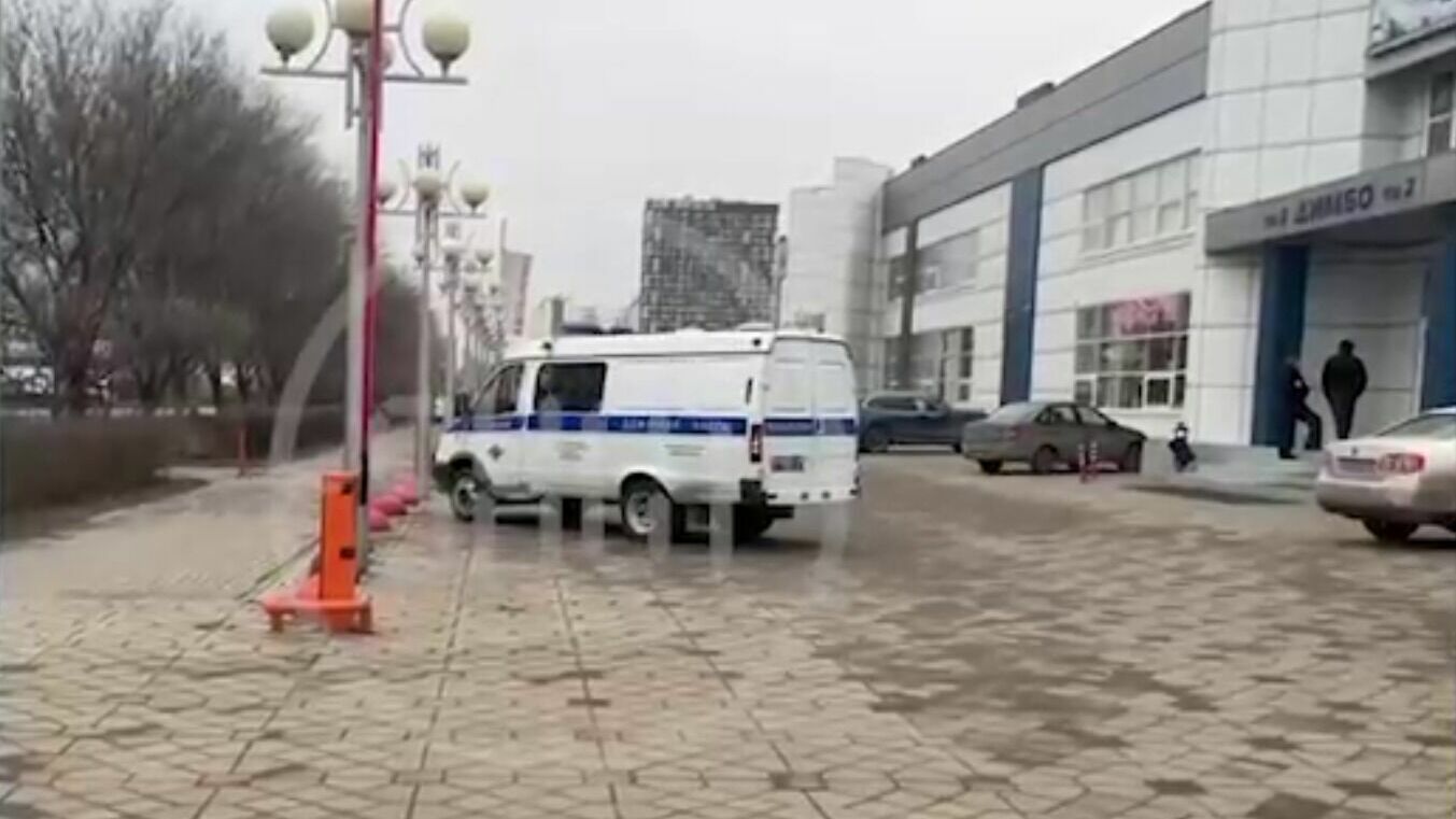 Ростовчане назвали сумасшедшим стрелка возле торгового центра «Димбо»