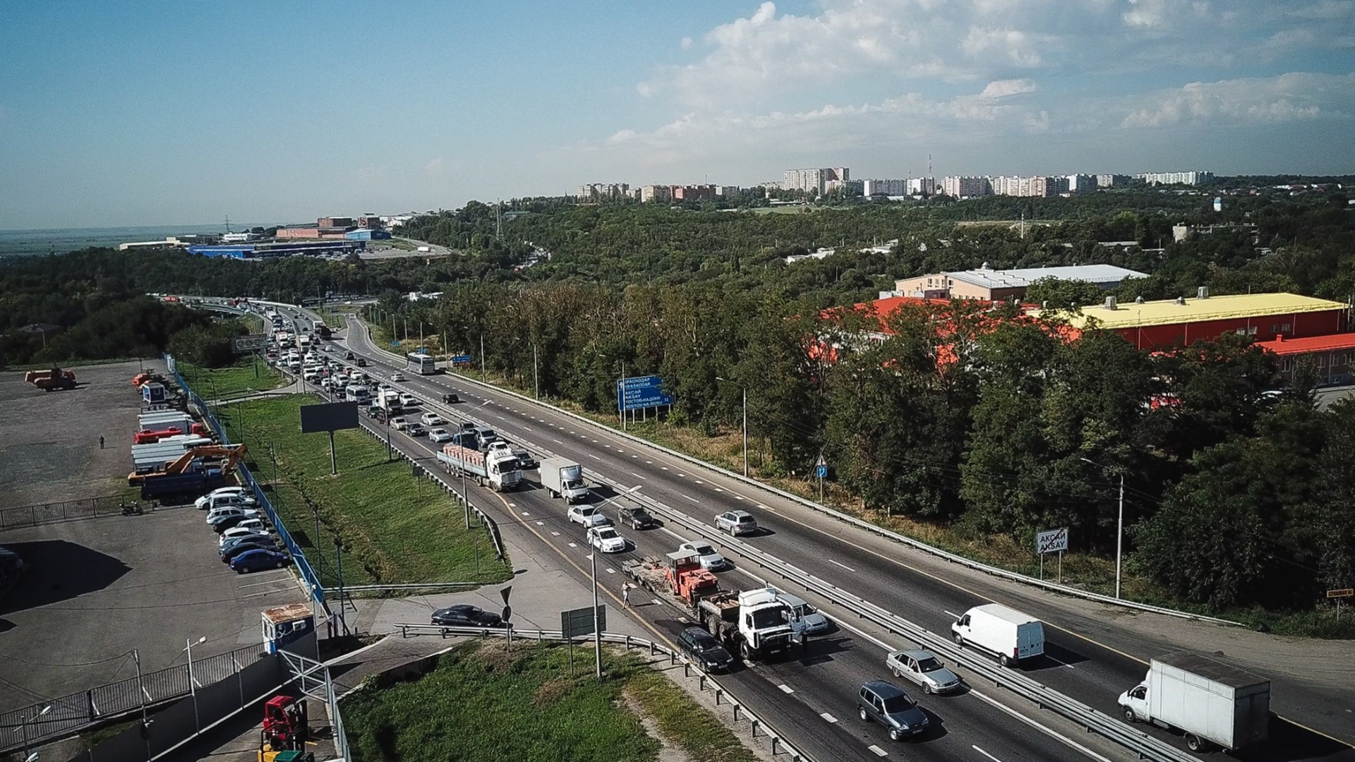 Пробки на трассе М-4 Дон в сторону Москвы сохраняются