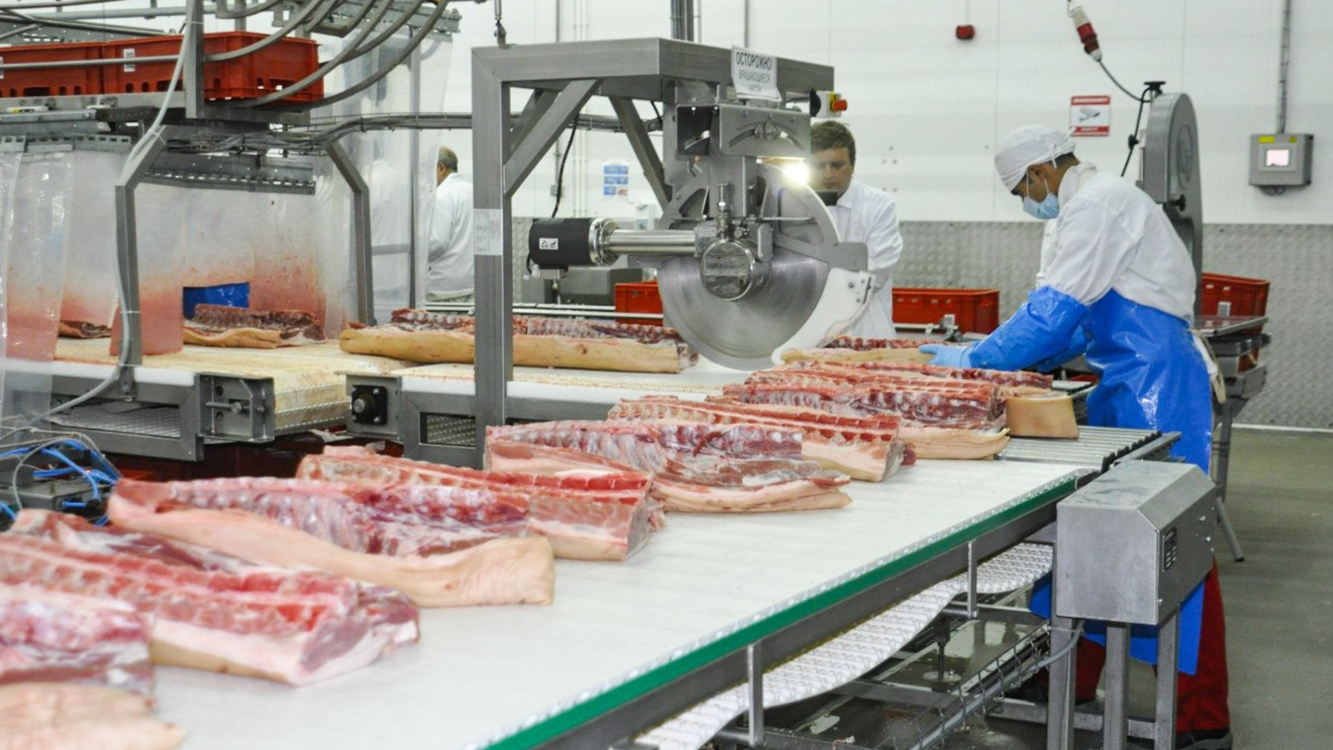 Мясо подорожало на 239% в Ростовской области