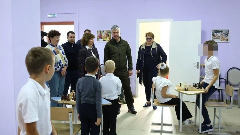 Алексей Логвиненко посетил Центр дополнительного образования детей в Суворовском