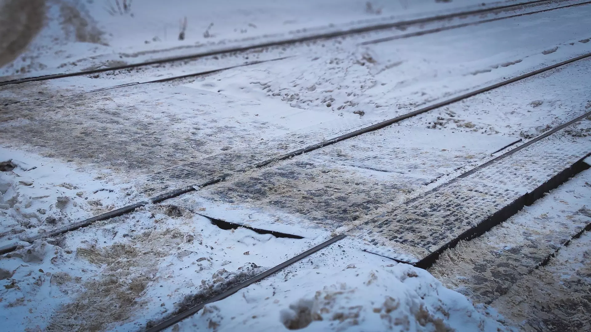 В Ростове на день закроют железнодорожный переезд в Новом поселении