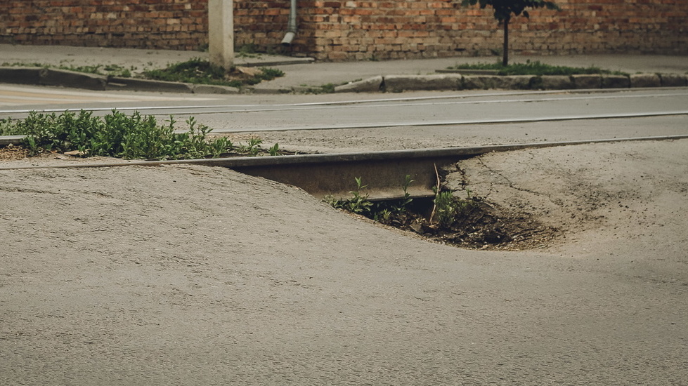 В Ростове-на-Дону отменили конкурсы на ремонт дорог на 160 млн рублей в октябре