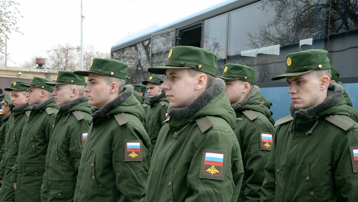 В Ростовской области опровергли увеличение сроков военной службы до двух лет