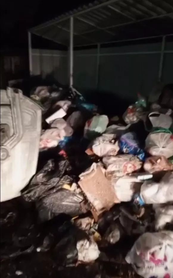 Местные жители рассказывают, что проблема с завалами мусора в Красном Сулине возникла не сегодня.