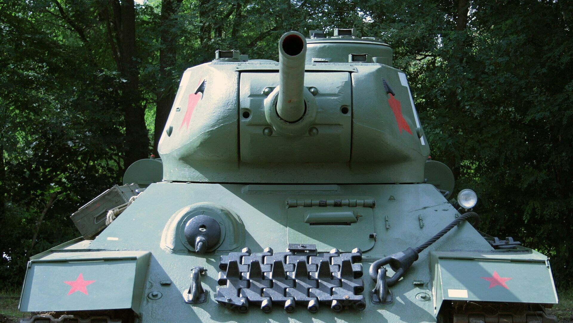 В Ростовской области обнаружили обломки танка Т-34 у Каменска-Шахтинского