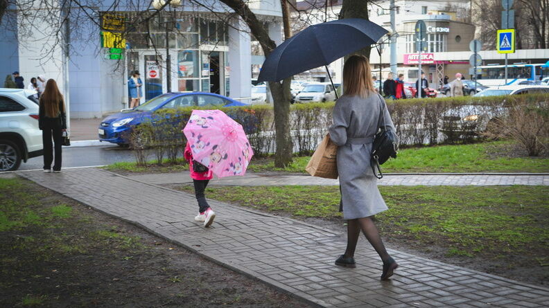 Дожди и сильный ветер пообещали ростовчанам днем 5 марта