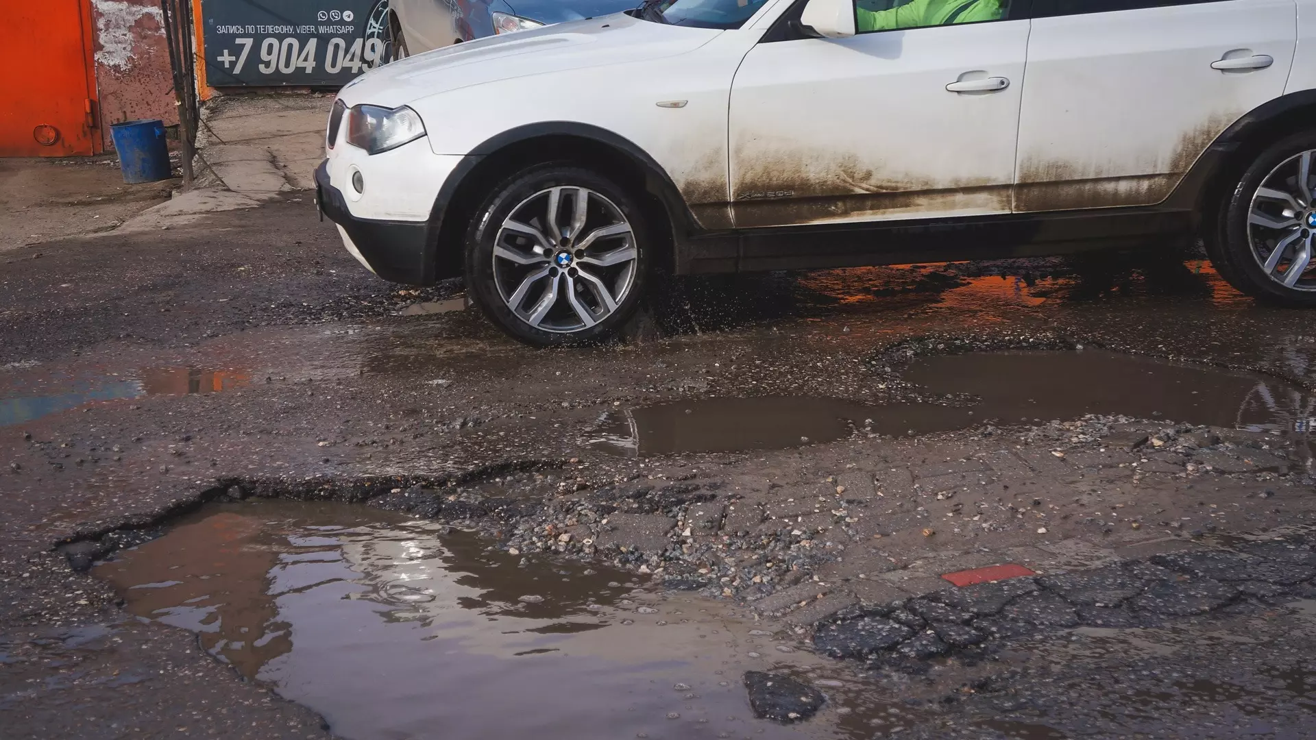 Эксперт Левченко рассказал, почему ямочный ремонт спасет дороги Ростова