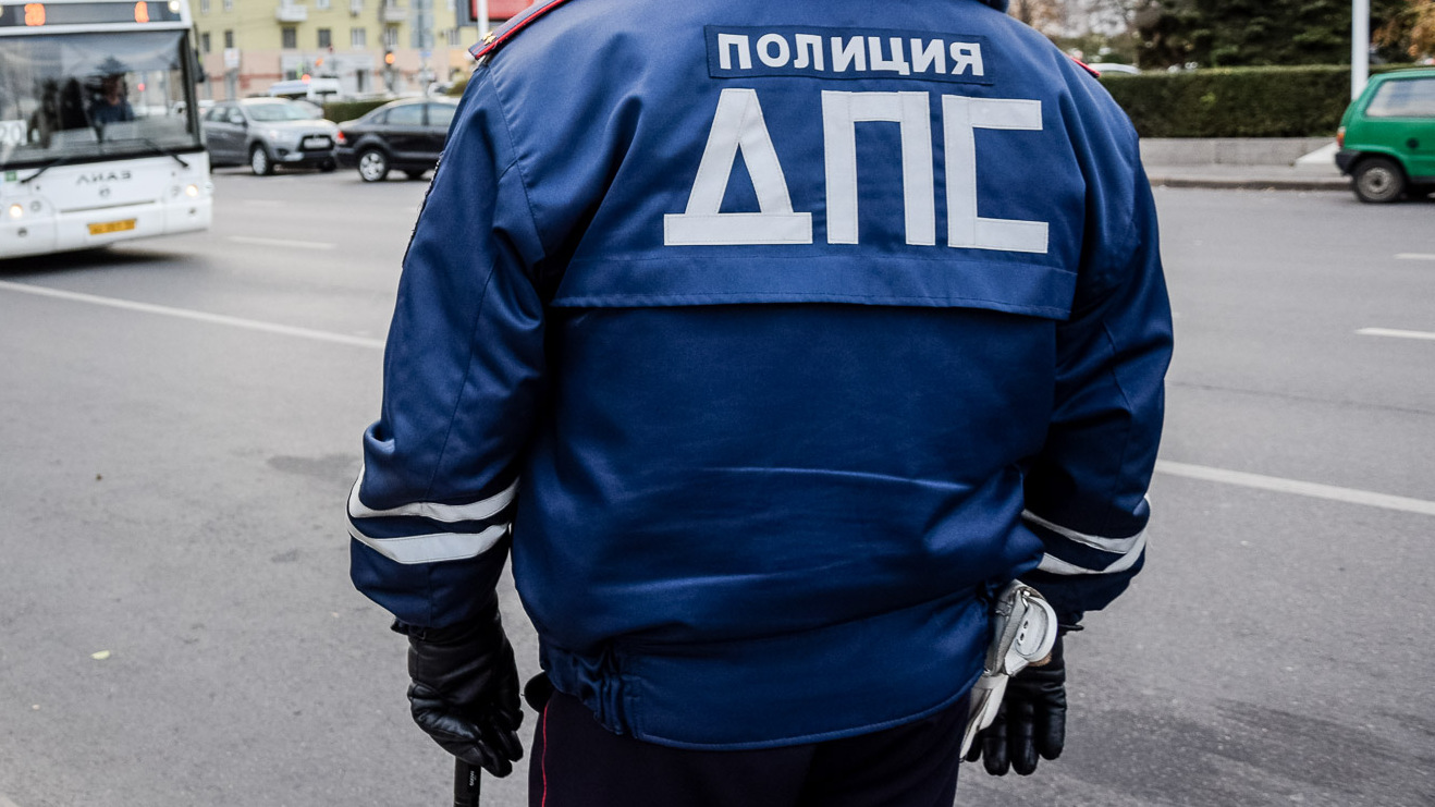Эксперт рассказал, кто курирует поборы инспекторов ГИБДД в Ростовской области