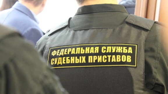 Бывшего пристава оштрафовали на 3 млн рублей в Ростове за получение взятки