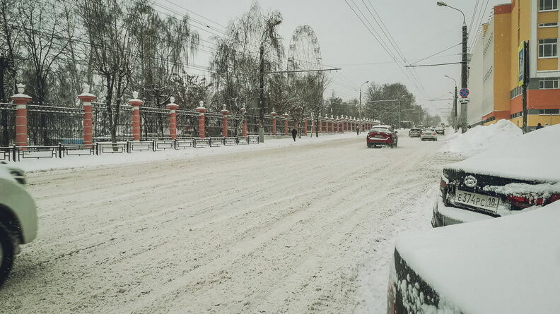 Штормовое предупреждение объявили из-за снега в Ростовской области на 1 февраля