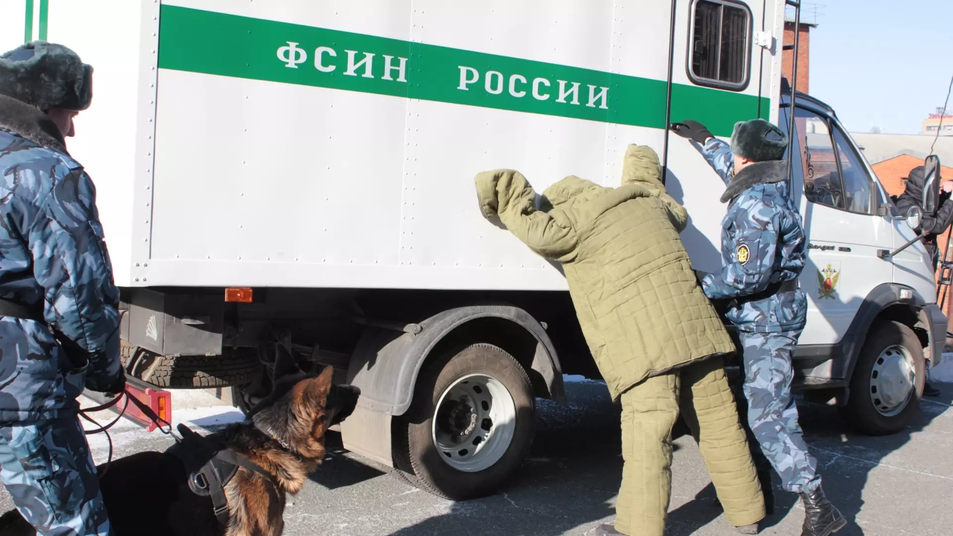 Военный суд в Ростове отправил украинского вербовщика в колонию на девять лет