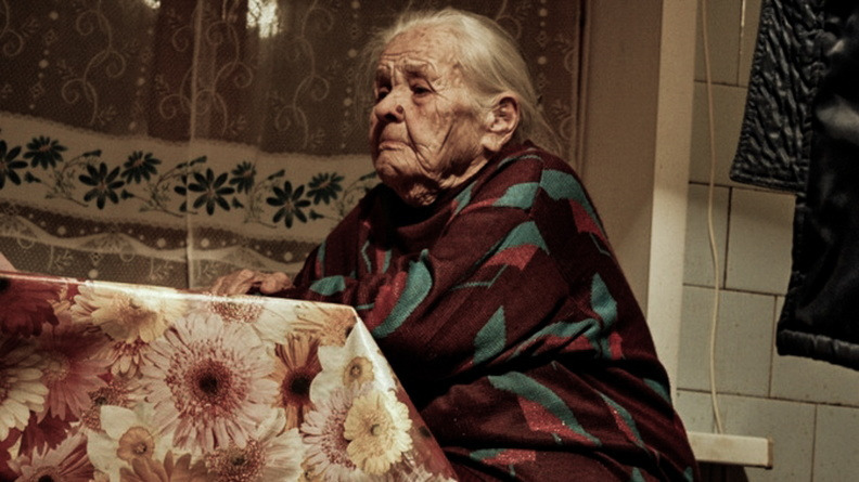 В Ростовской области пьяный местный житель до смерти забил собственную бабушку