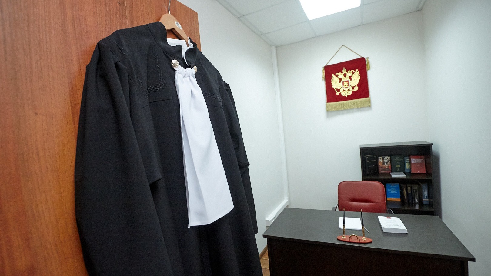 Дисциплинарный поступок стал причиной лишения полномочий судьи Железнодорожного суда Ростова