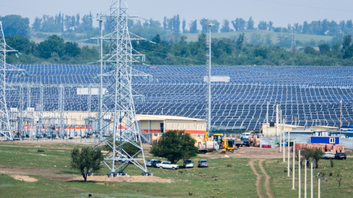Первую крупную солнечную электростанцию построят в Ростовской области