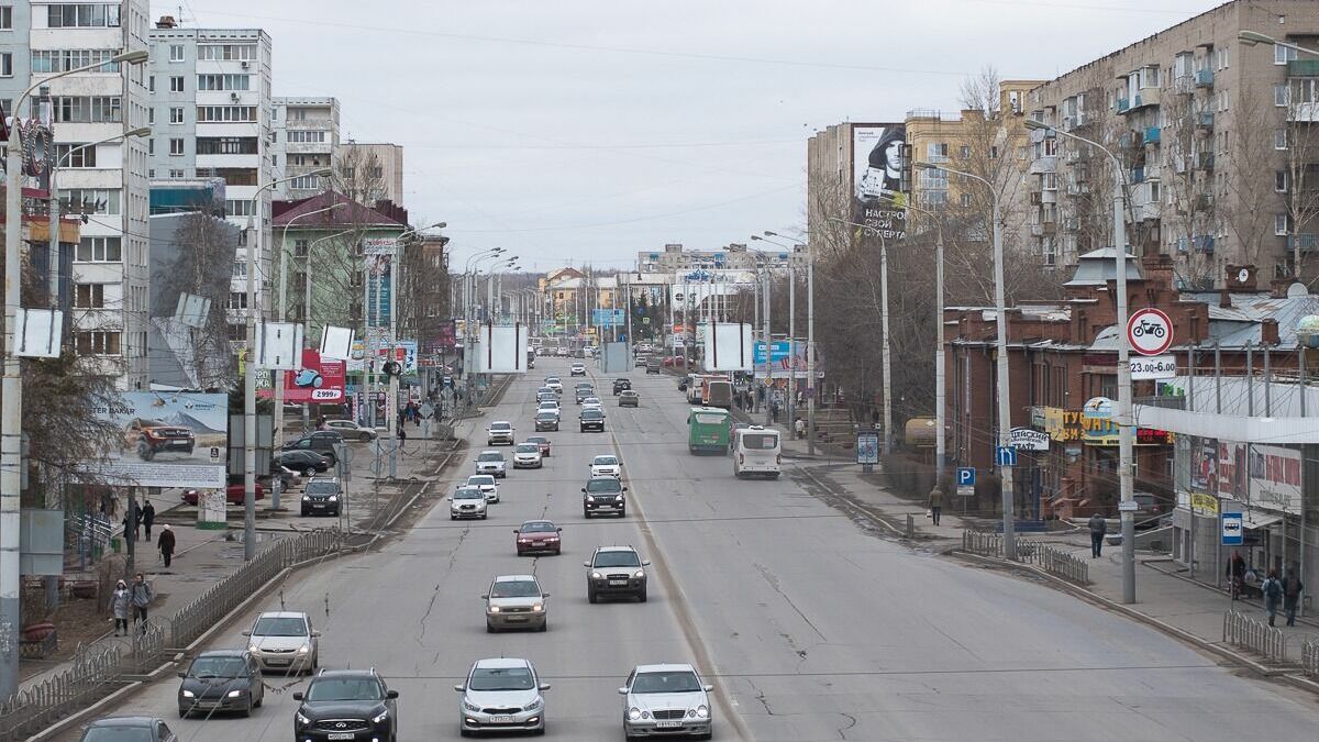 Власти прокомментировали жалобы водителей на стертую дорожную разметку в Ростове