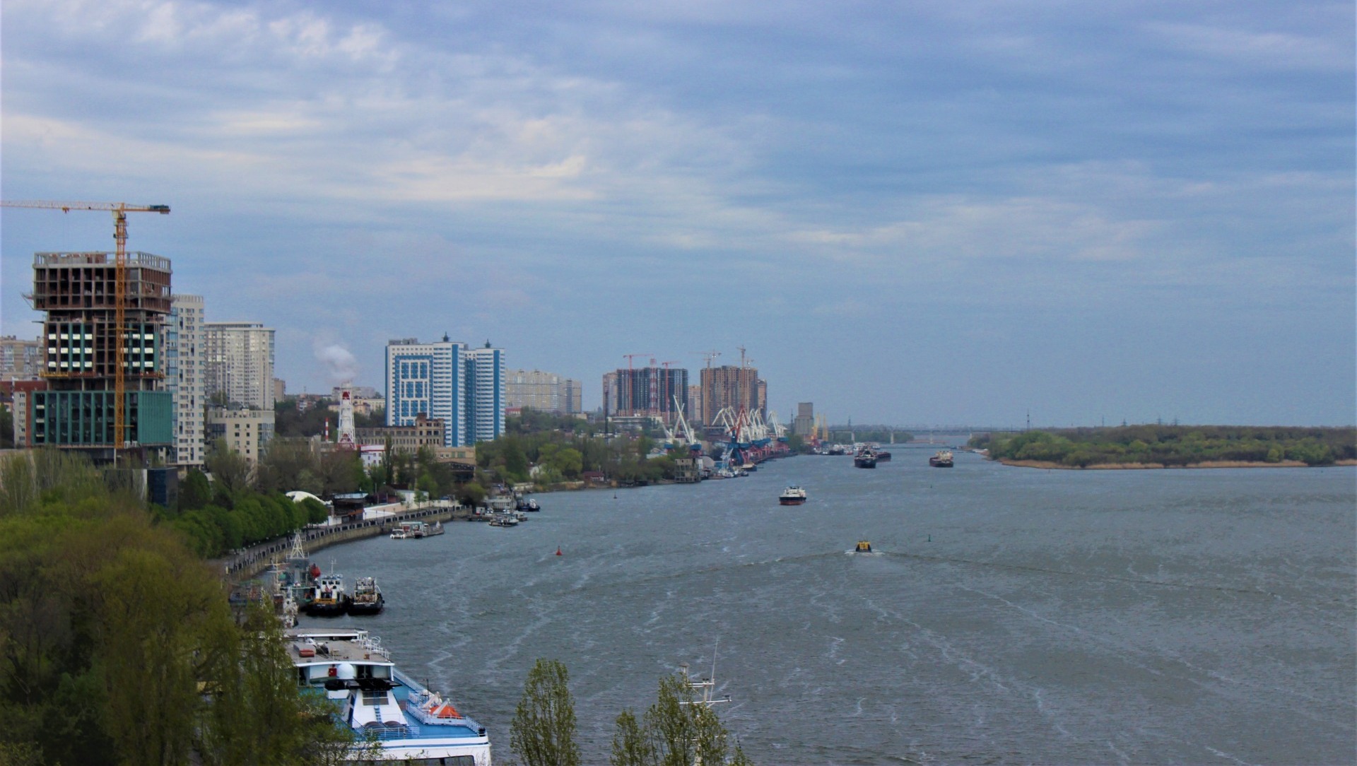 В Ростове продают участок рядом с Парамоновскими складами за 200 миллионов рублей