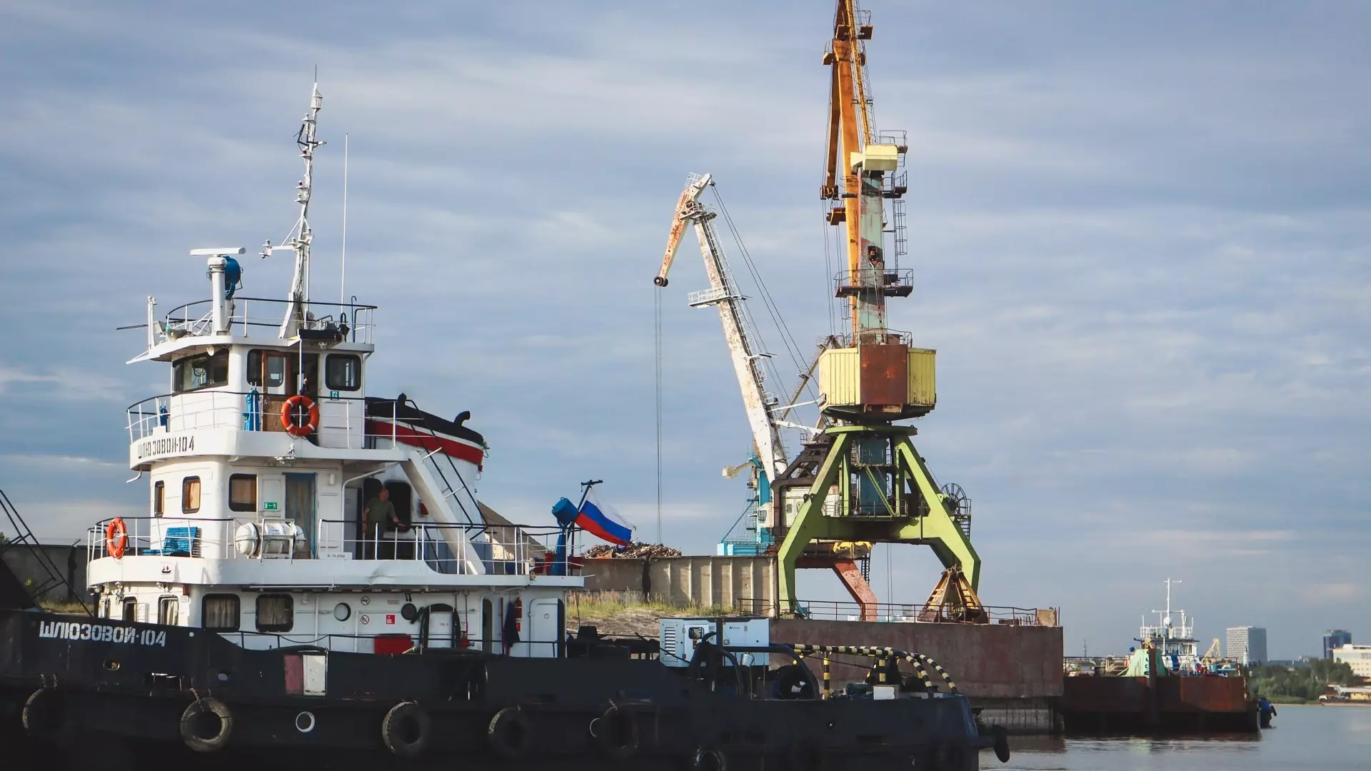 На обеспечение безопасности морского порта Ростова выделили более 320,9 млн рублей