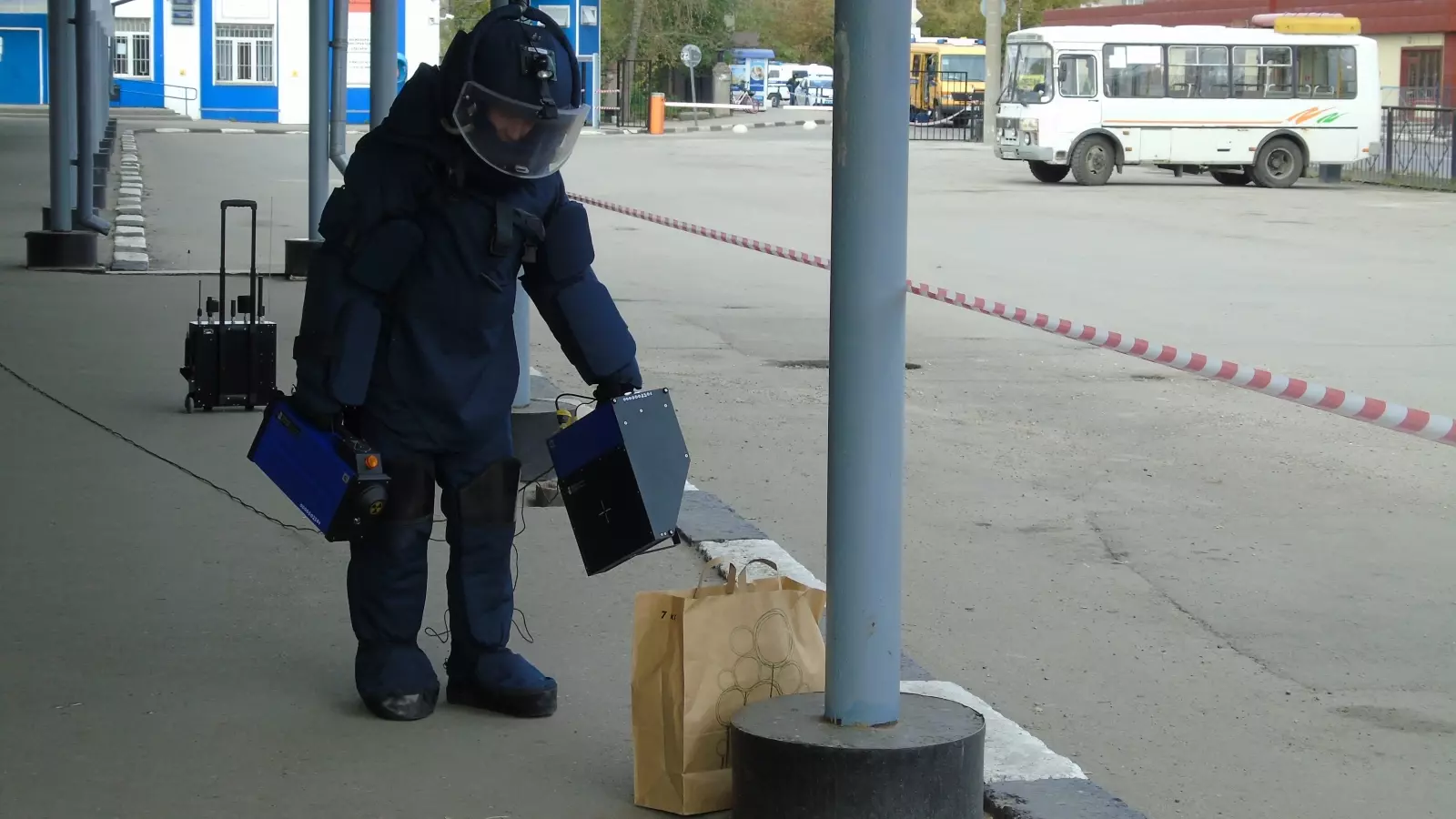 МВД прокомментировало заявление о мине-лепесток на улице в Ростове-на-Дону
