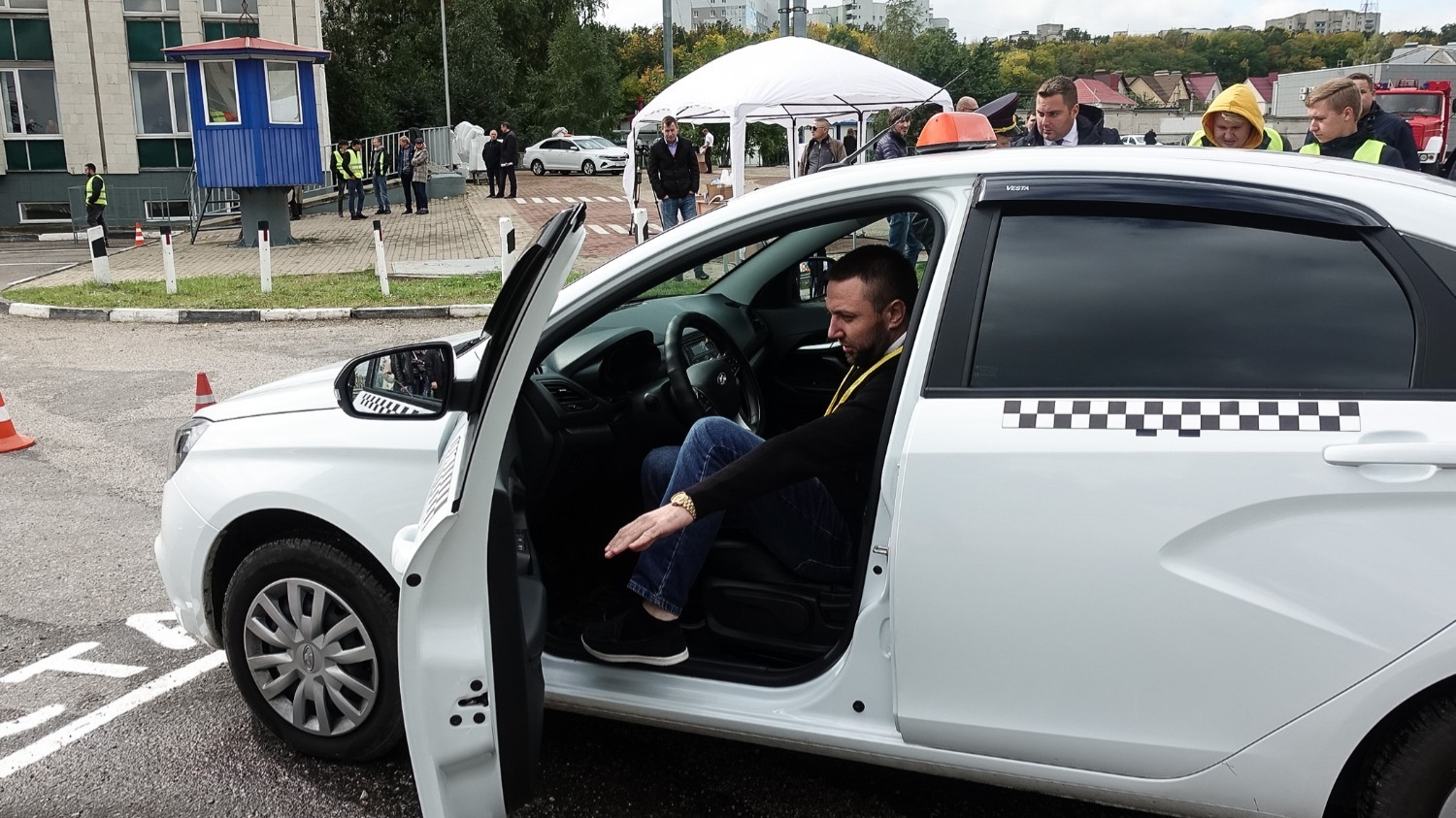 Проблемы с навигацией ростовские таксисты ощутили сразу. 