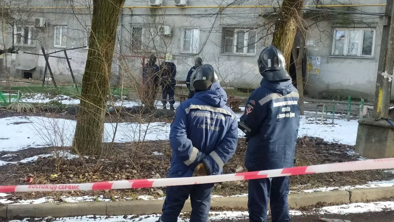 Жильцы обрушившегося дома на Нариманова в Ростове не могут забрать свои вещи