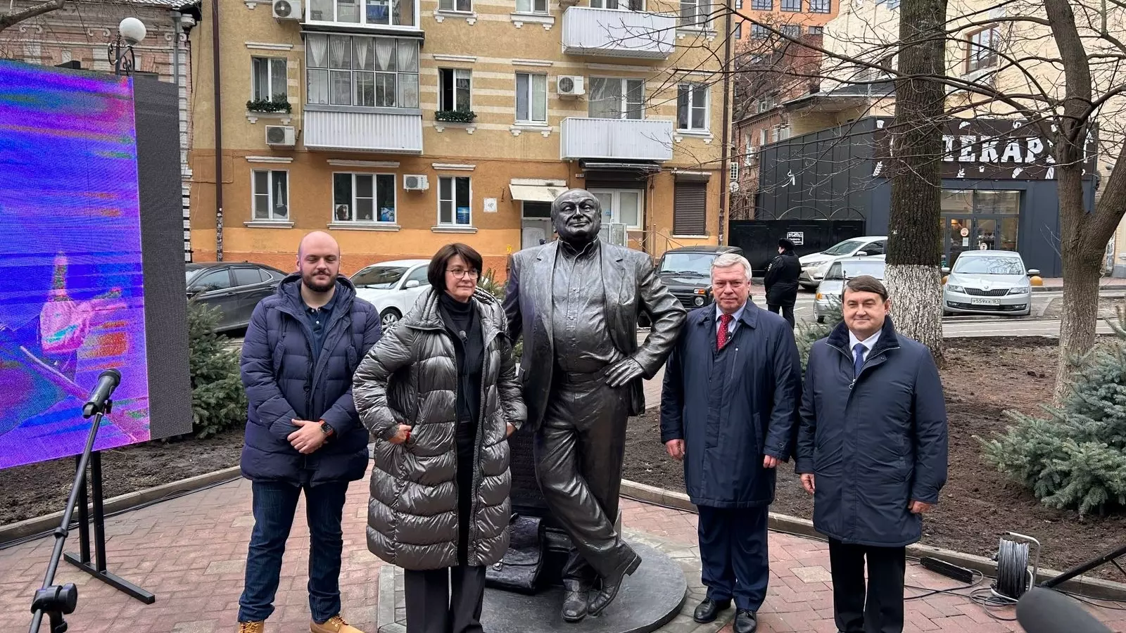 Вассерман разъяснил, почему Михаил Жванецкий заслужил памятник в Ростове