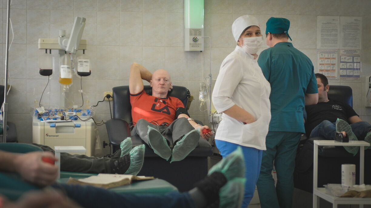 В Ростове врачи БСМП борются за жизнь пострадавшего в пожаре на Сиверса