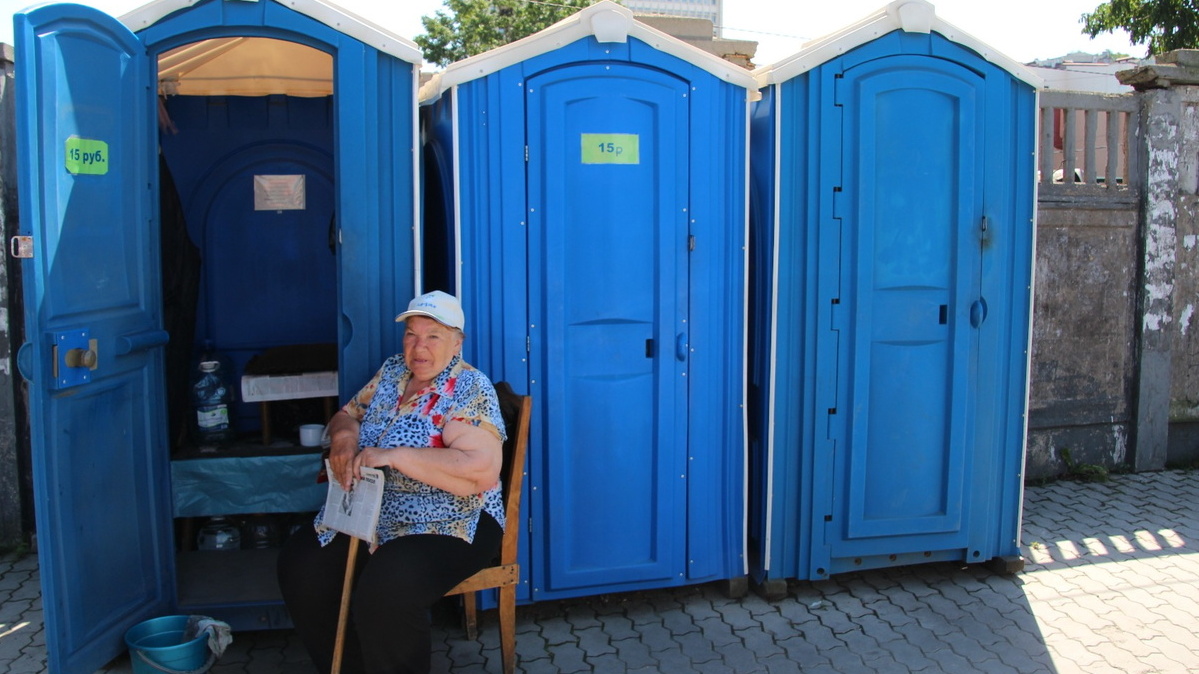 Власти Ростова ответили на жалобу об отсутствии общественных туалетов