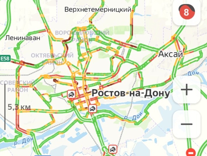 Многокилометровые пробки образовались в Ростове из-за пожара на рынке «Алмаз»