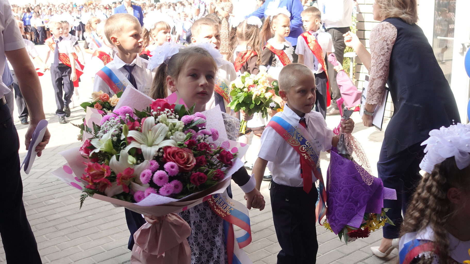 В Ростовской области объявили стоимость подготовки первоклассника к школе
