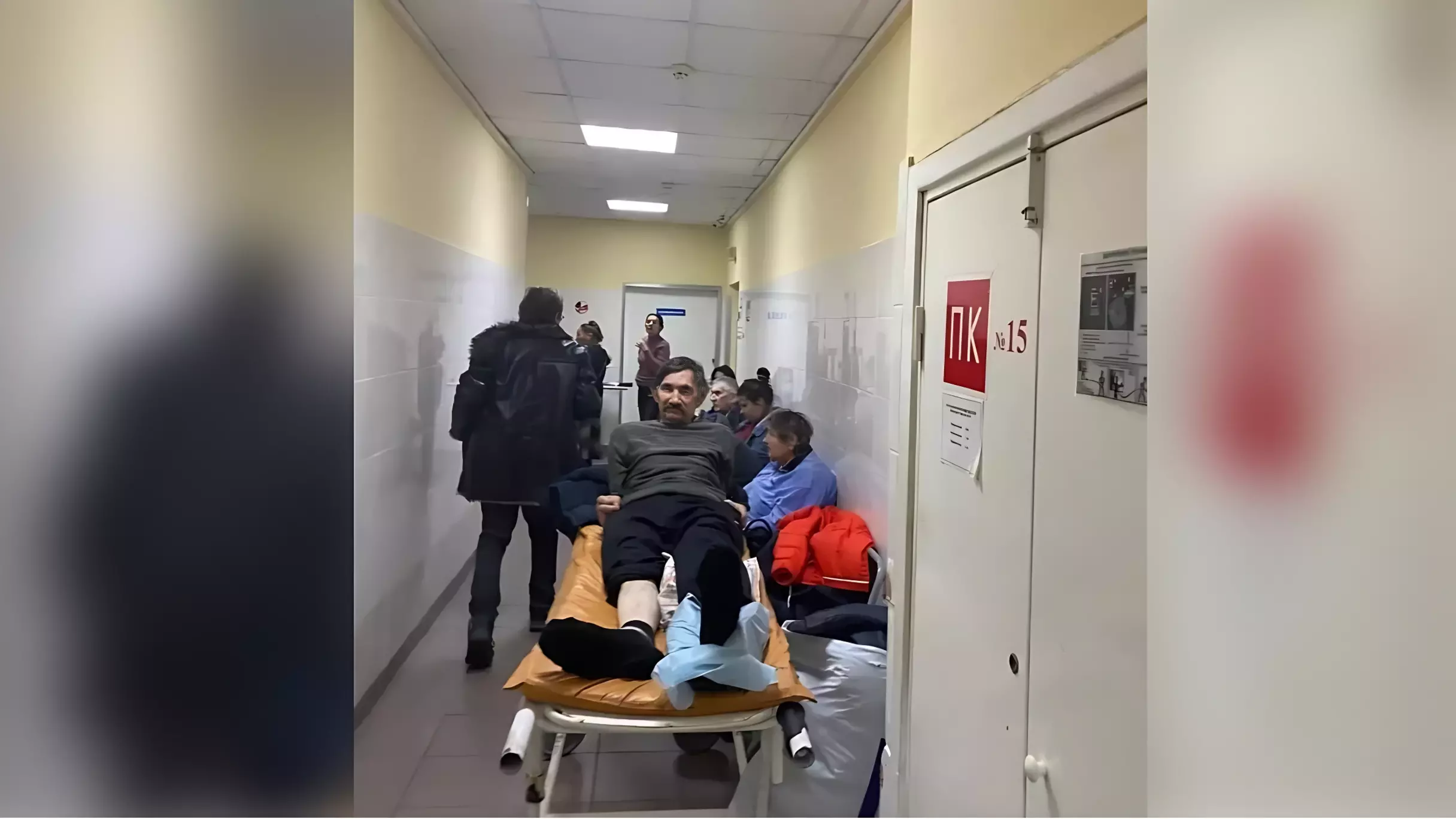 «Люди лежат в коридорах»: что происходит в больницах Ростова из-за гололеда