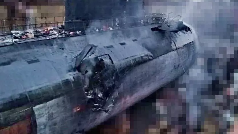 Появились кадры подводной лодки «Ростов-на-Дону» после попадания ракеты ВСУ