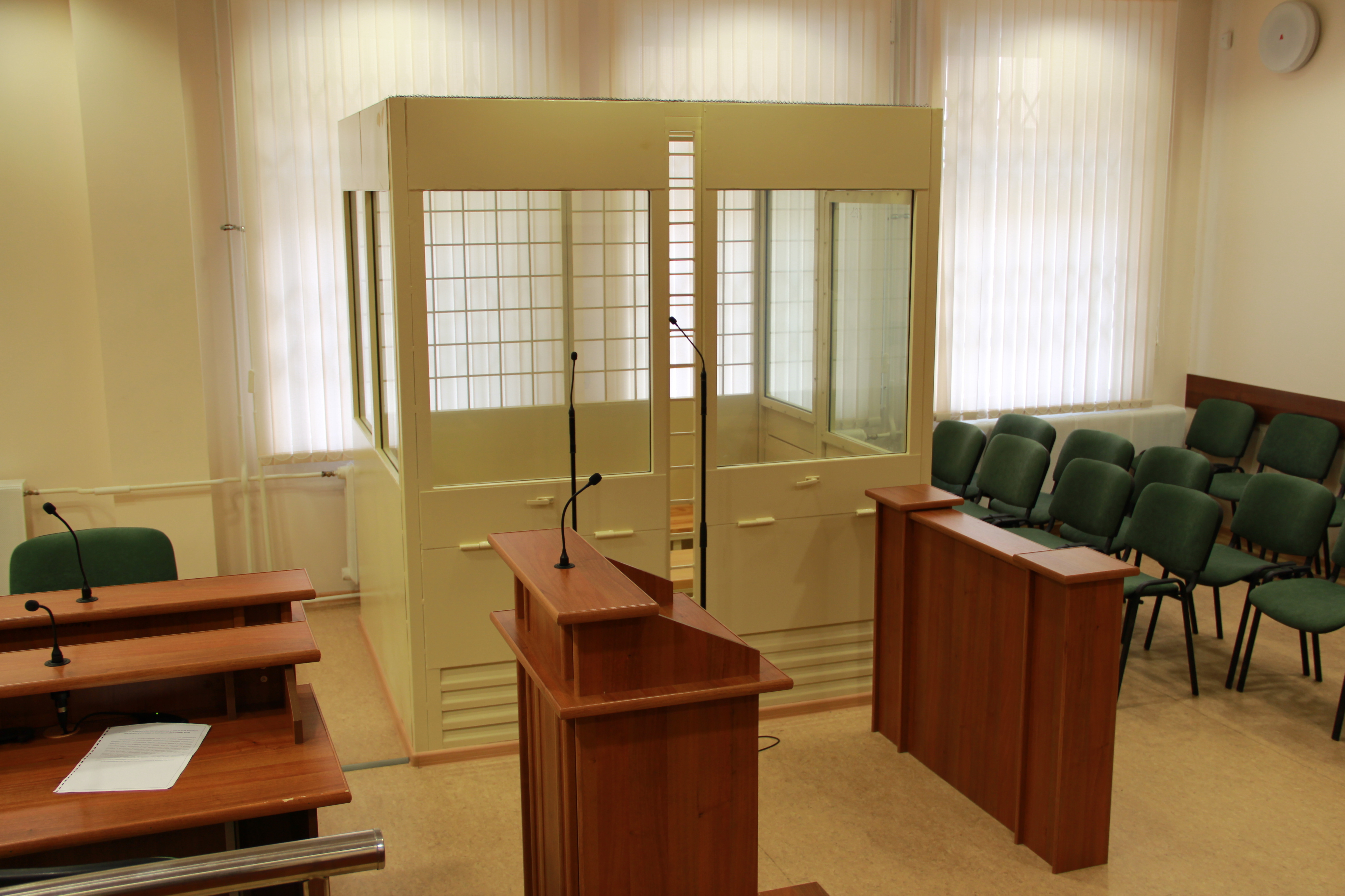 Бывшего судью и его сына осудили в Ростове за попытку похитить 50 млн рублей