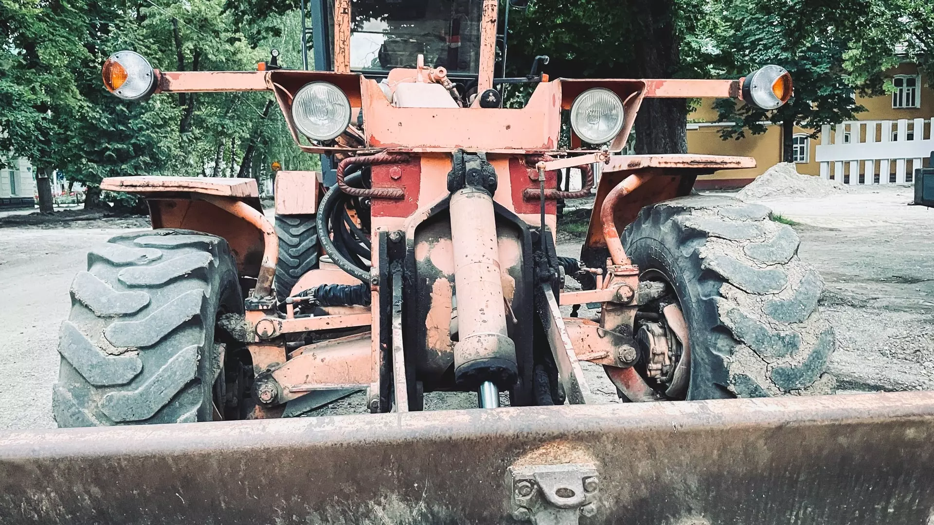 Гигантский трактородром построят в Ростовской области