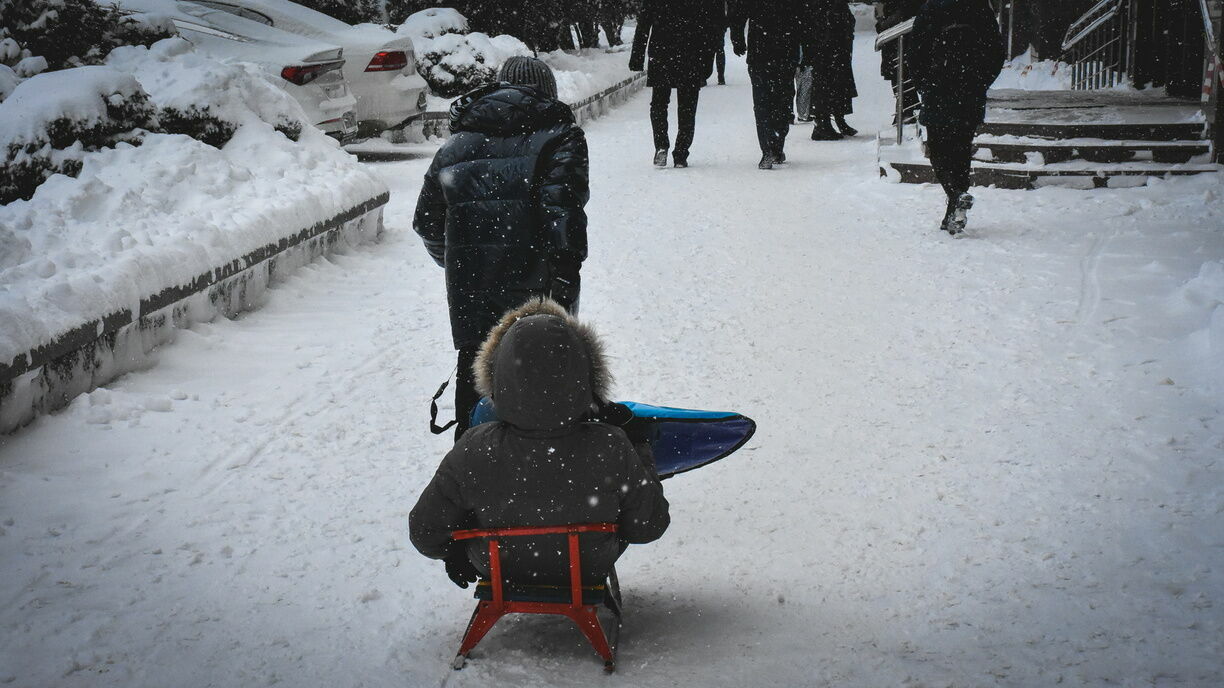 В Ростовской области ожидаются гололедица и ураганный ветер днем 30 марта