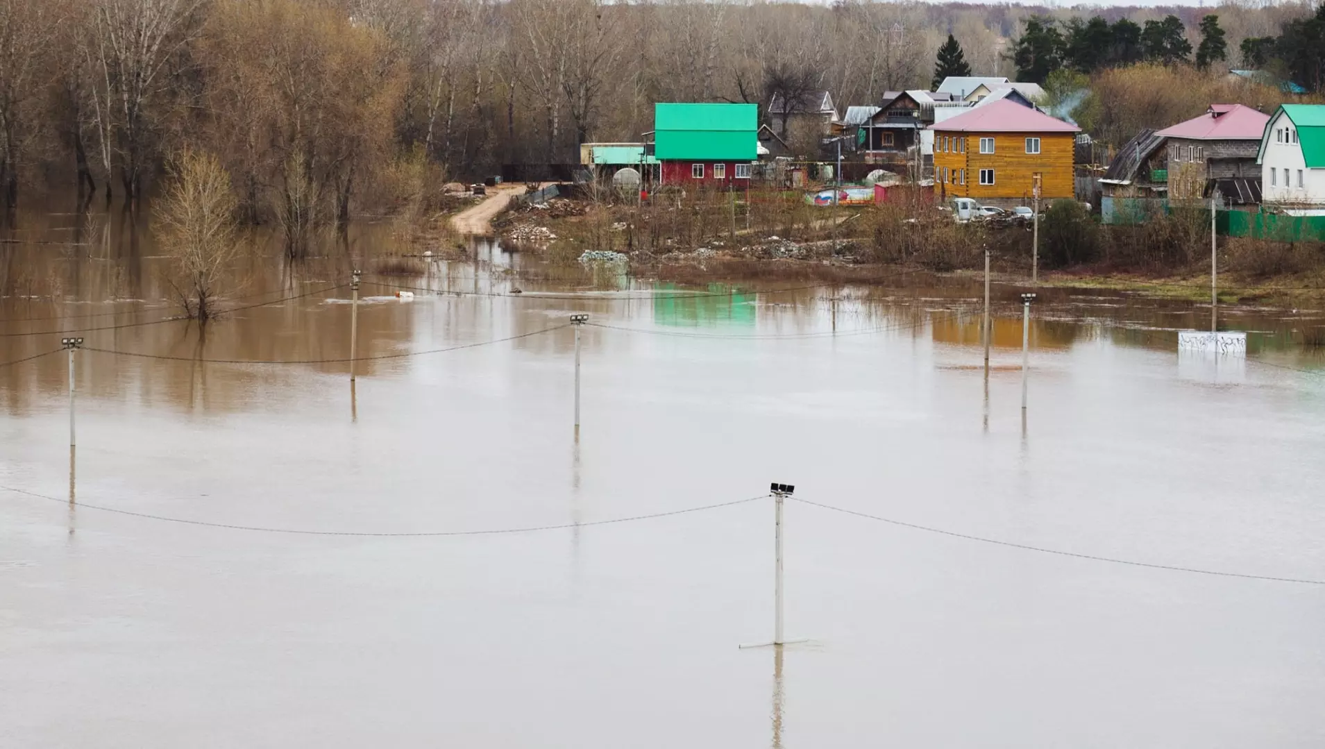 Азовское море и ветер угрожают Таганрогу разрушительными наводнениями