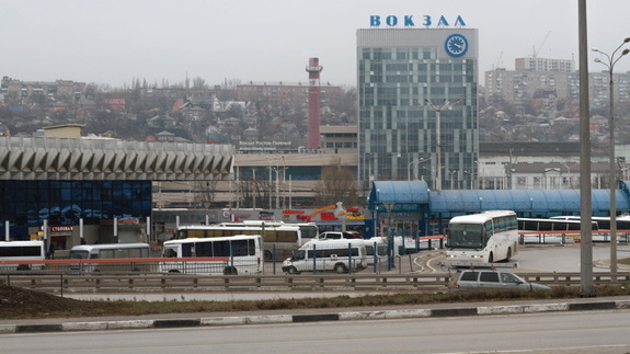 Отменить строительство надземного перехода на Привокзальной площади требуют в Ростове