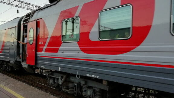 Поезд сошел с рельсов в Ростове-на-Дону днем 21 марта