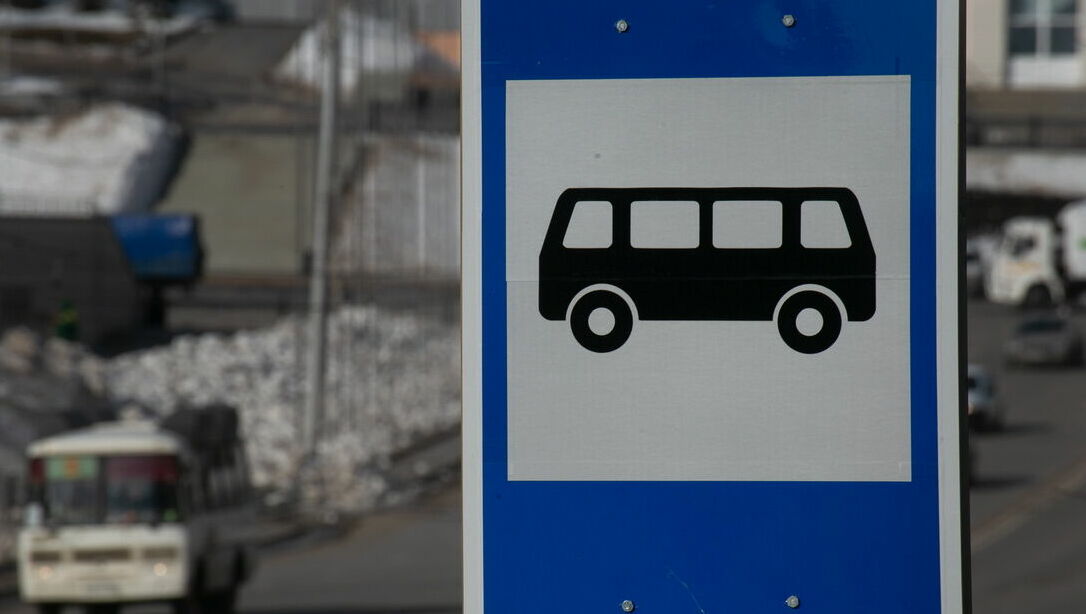 В Азове отстранили водителя автобуса, который протащил пенсионерку по асфальту