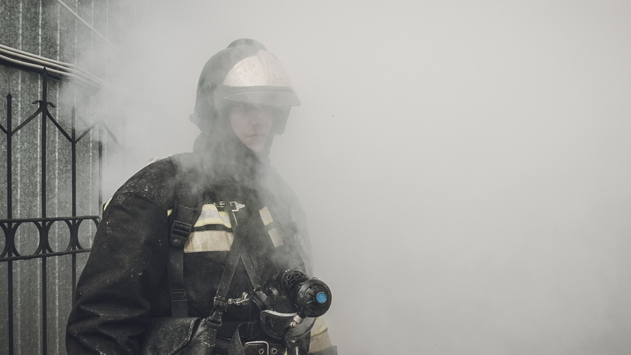 Ростовчане задыхаются от едкого дыма из трубы асфальтового завода в Левенцовке