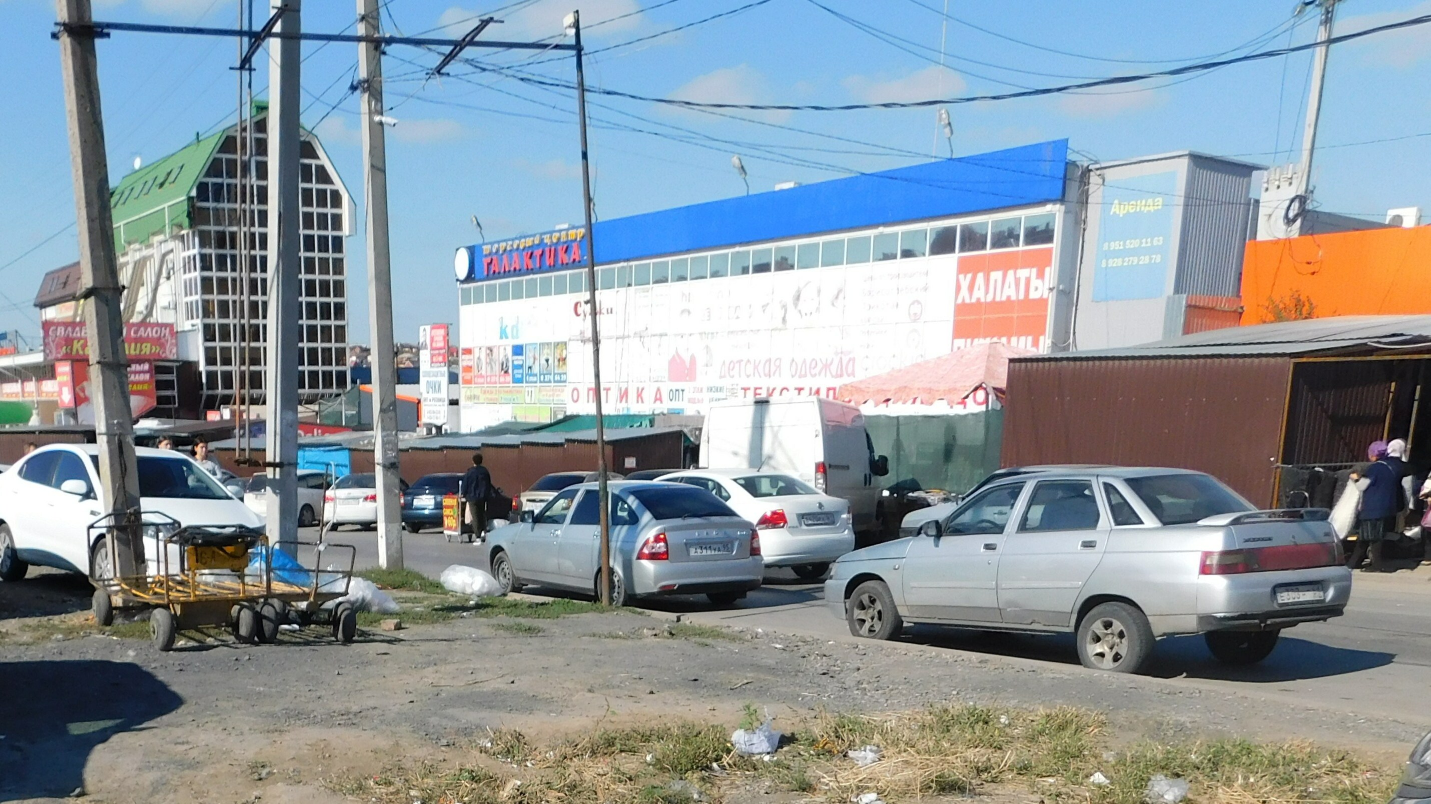 Власти Ростова-на-Дону заявили, что не будут переносить рынки за черту города