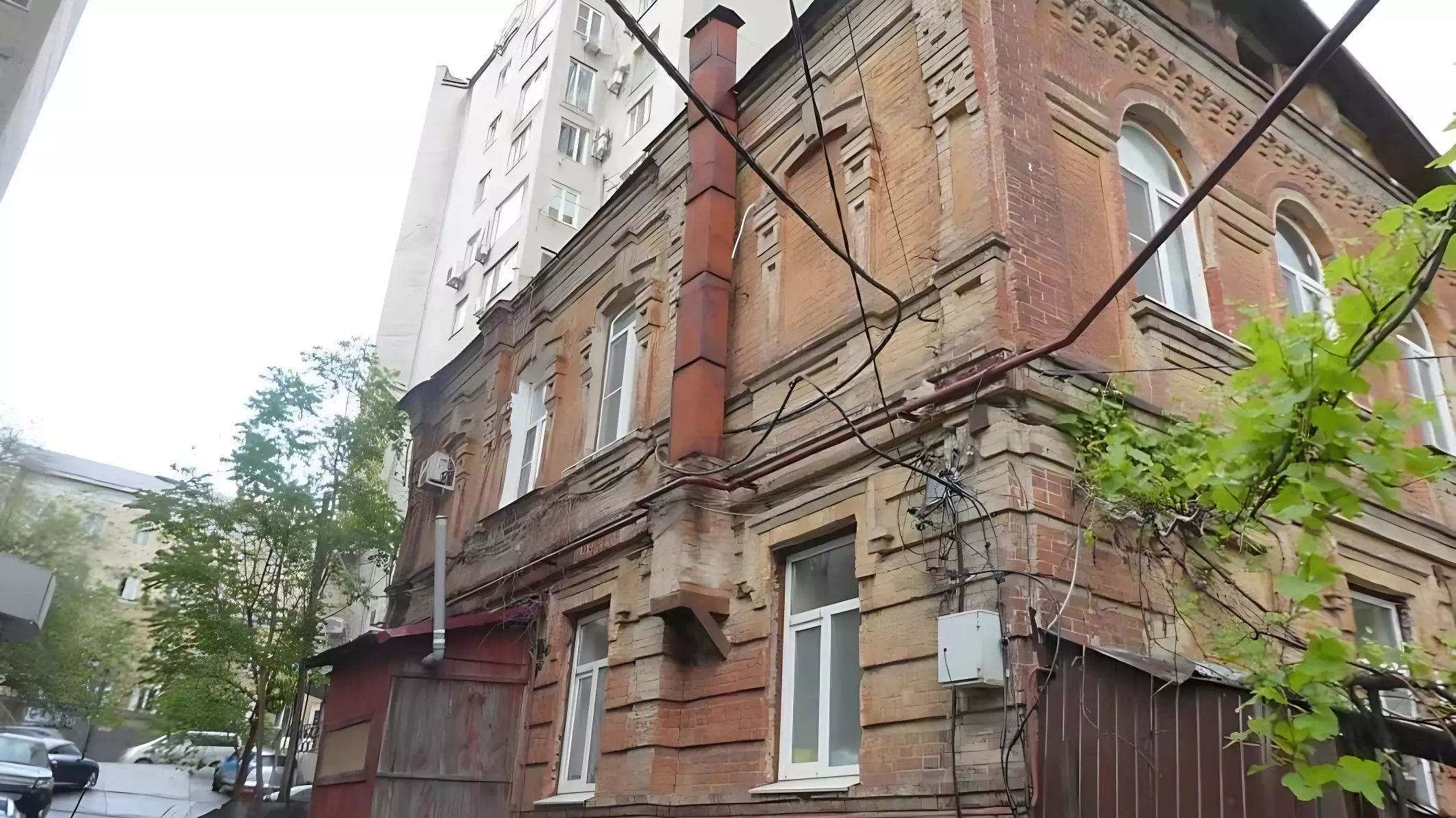 В Ростове список ОКН пополнило старинное здание в переулке Братском, 39