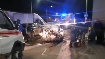 Под Ростовом на трассе М-4 «Дон» столкнулись шесть автомобилей 10 января