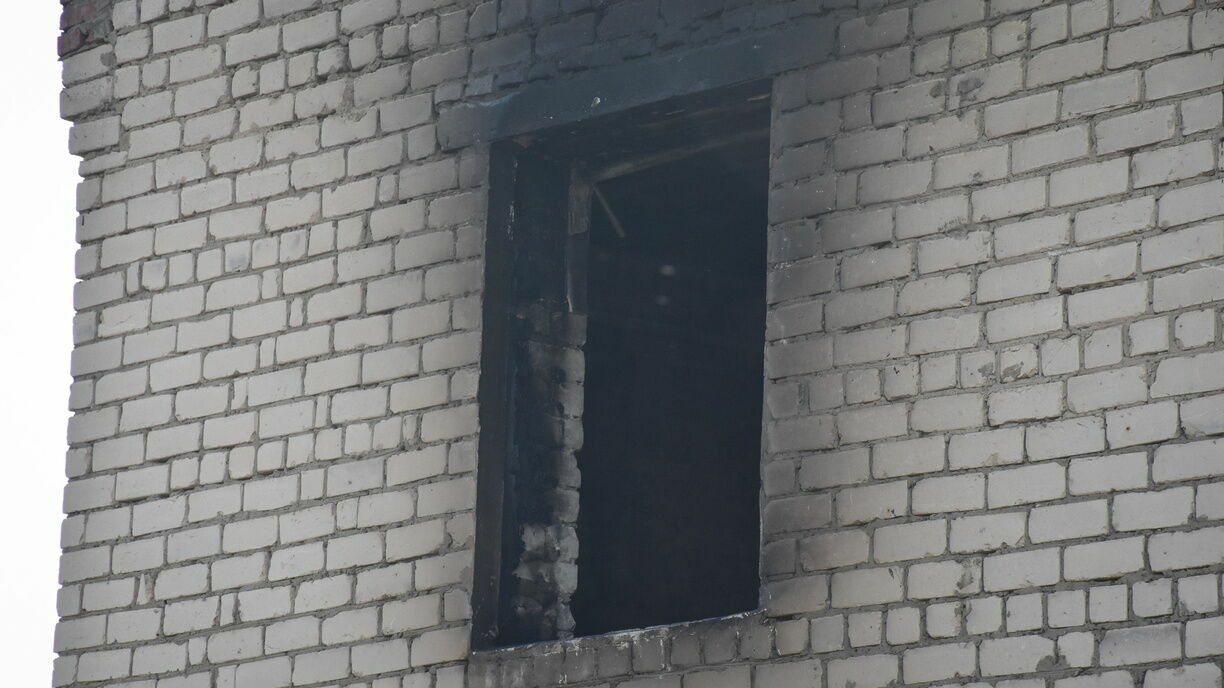 Непотушенная сигарета спровоцировала пожар и смерть человека в Ростовской области