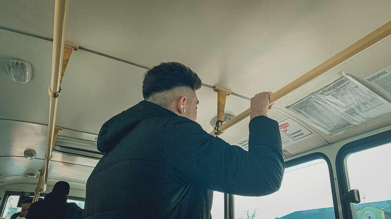 Ростовчане пожаловались на водителя автобуса, который выборочно впускает пассажиров