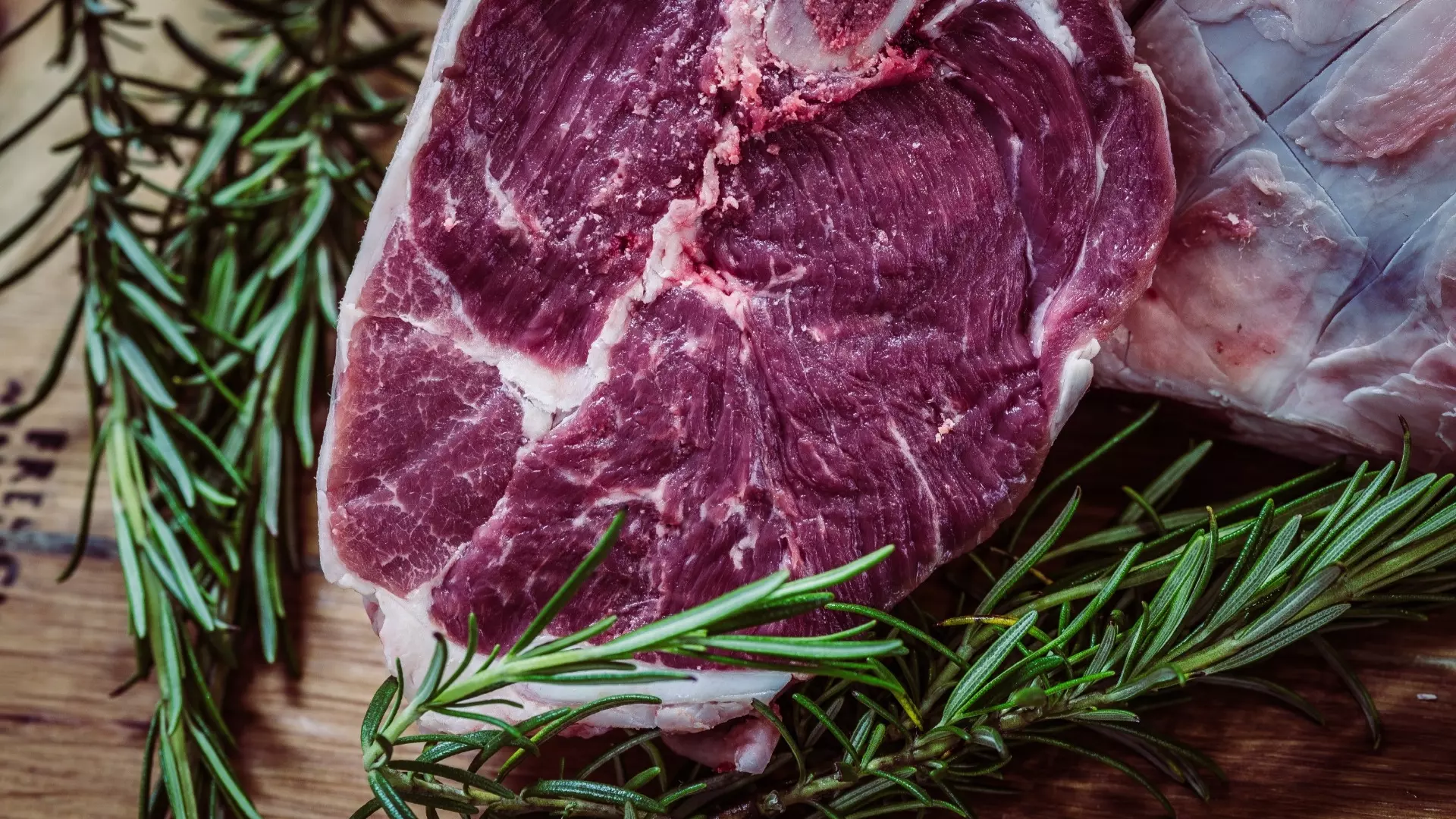 В Ростовстате назвали новые цены на мясо в городах Ростовской области